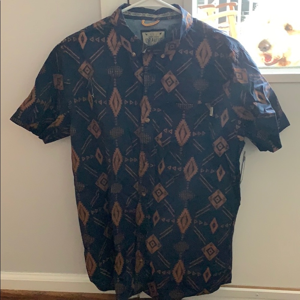 Men’s Zumiez “Dravus” short sleeve button down